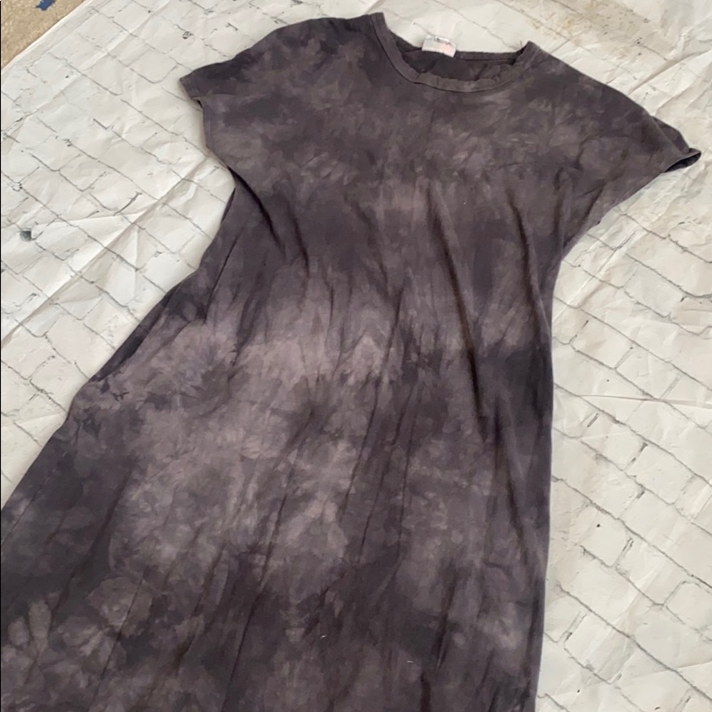 Lularoe maxi dress. Tie dye black. Size Small.
